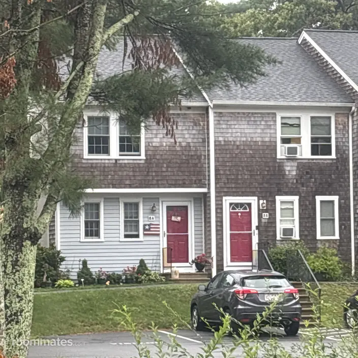 Room for rent in Mashpee, MA $1500, townhouse