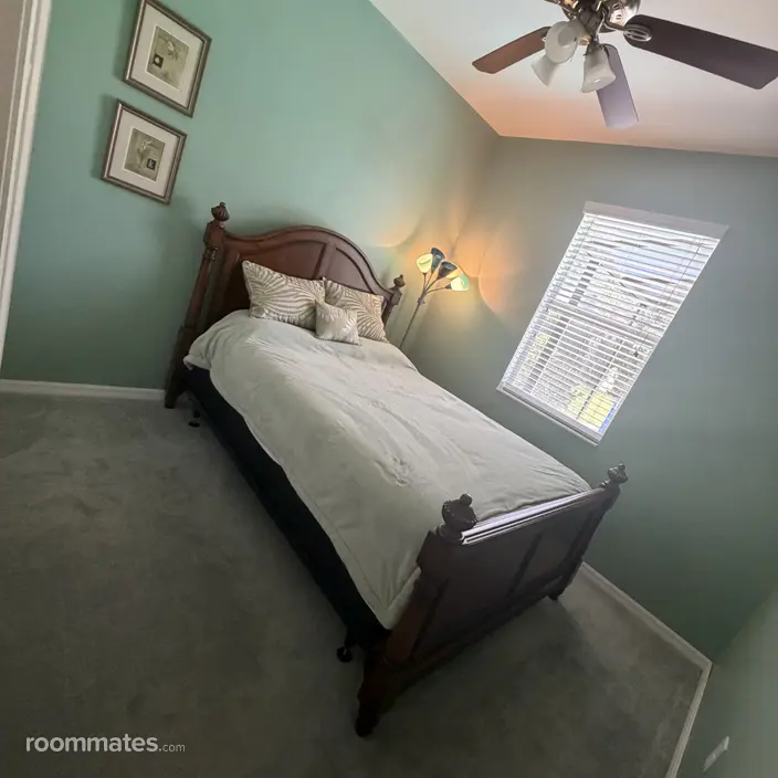 Room for rent in Fort Myers, FL $875, house