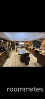Room for rent in Ridgecrest, CA $1000, house