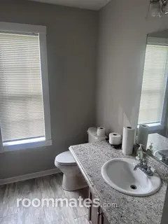 Room for rent in Lawrenceville, GA $900, house