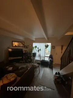 Room for rent in Sacramento, CA $800, townhouse