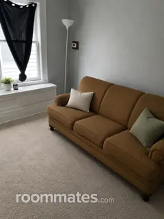 Room for rent in Cleveland, OH $850, house