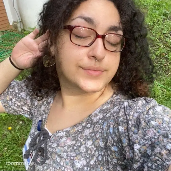 Roommate looking South Burlington, VT, $1000