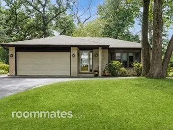 Room for rent in Crete, IL $800, house