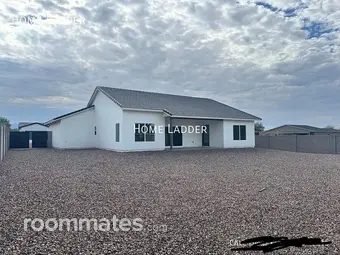 Room for rent in Mesa, AZ $800, house