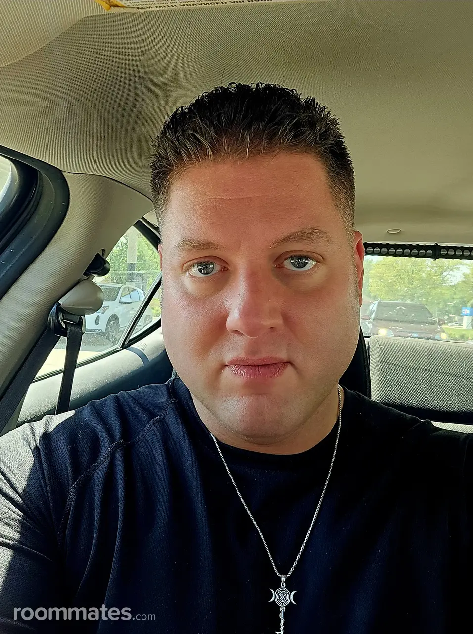 Profile photo 3 of 9