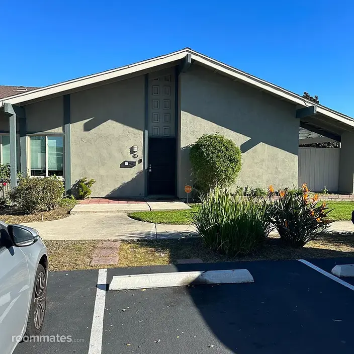 Room for rent in Oceanside, CA $1300, house