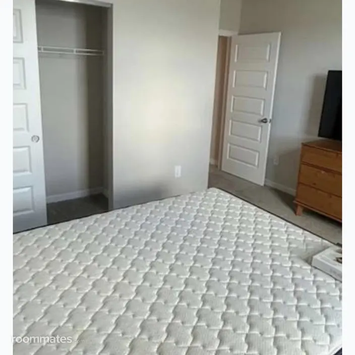 Room for rent in Vero Beach, FL $850, house