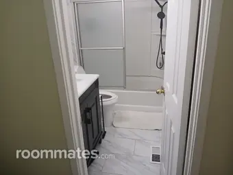Room for rent in Montgomery Village, MD $800, townhouse