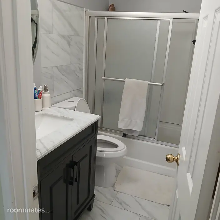 Room for rent in Montgomery Village, MD $900, townhouse