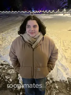 Roommate looking Burlington, VT, $1100