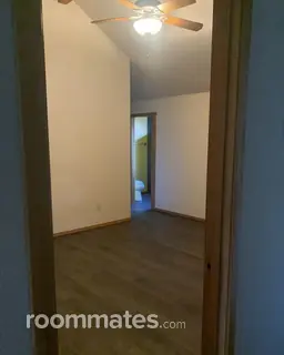 Room for rent in Bend, OR $1350, house