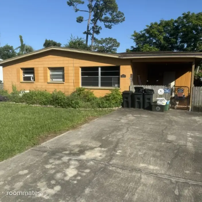 Room for rent in South Daytona, FL $750, house