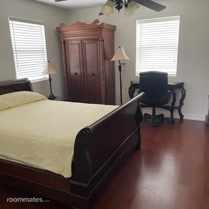 Room for rent in Dallas, TX $1300, house