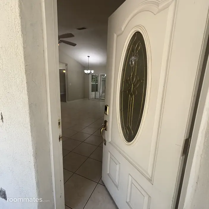 Room for rent in Minneola, FL $950, house