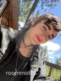 Roommate looking Bend, OR, $1000