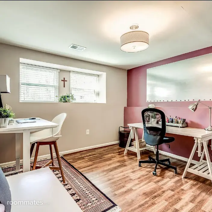 Room for rent in Fairfax, VA $1000, house
