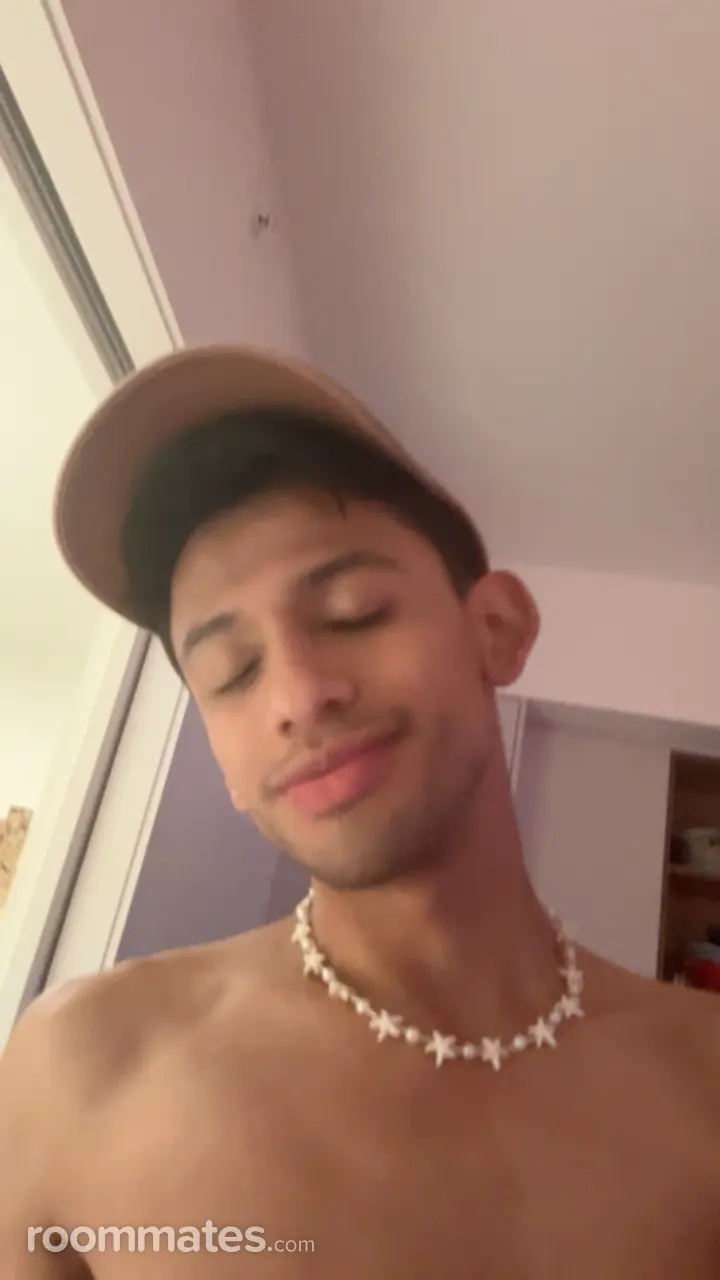 Profile photo 4 of 4