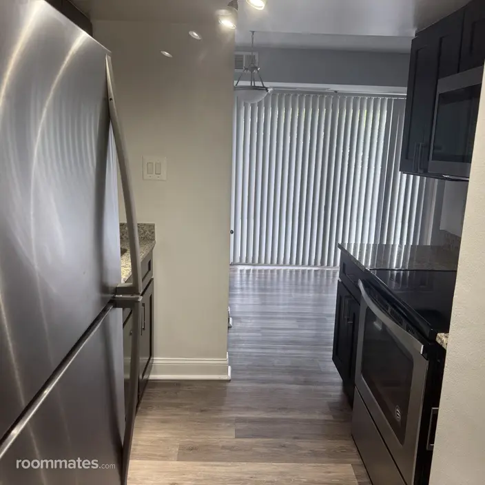 Room for rent in Falls Church, VA $1200, apartment