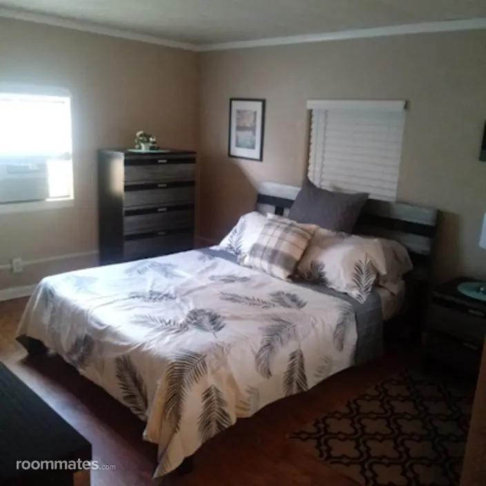 Room for rent in Davie, FL $1100, house