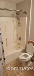 Room for rent in St. Augustine, FL $900, house