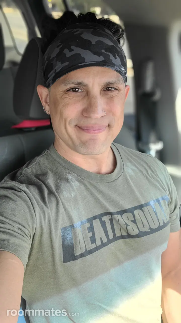 Profile photo 3 of 3