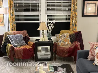Room for rent in Covington, KY $850, condo