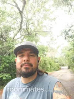 Roommate looking Miami, FL, $1100