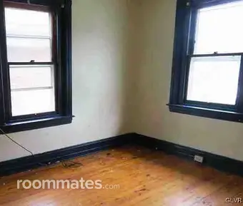 Room for rent in Easton, PA $1000, house