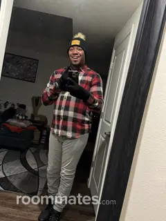 Roommate looking Elk Grove, CA, $800