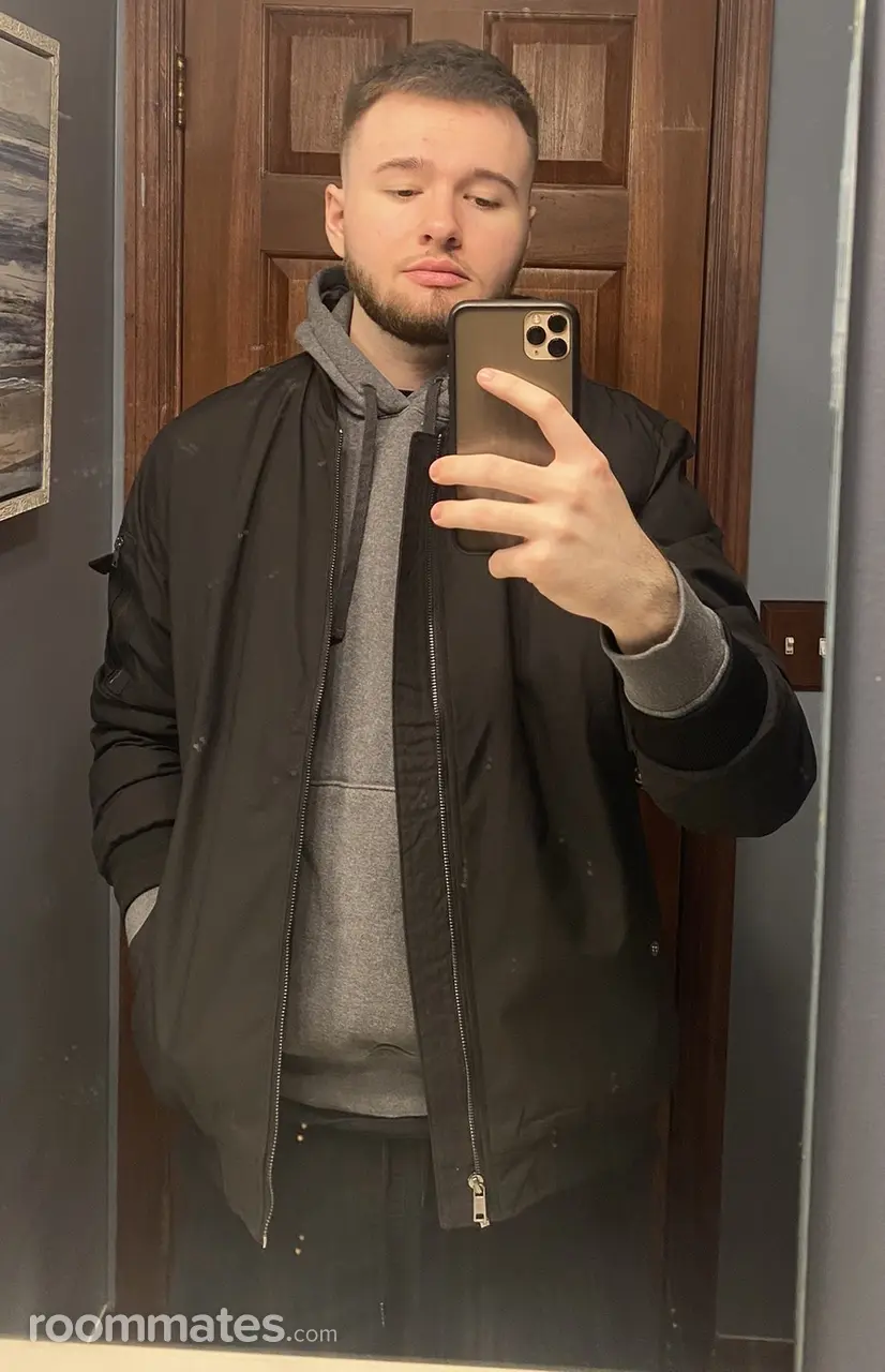 Profile photo 3 of 9