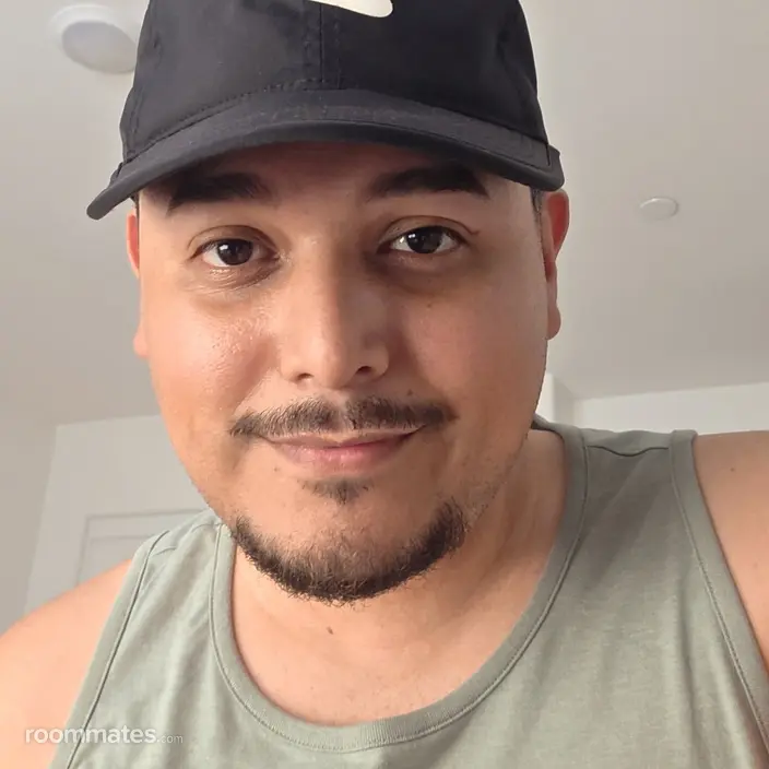 Roommate looking Lake Elsinore, CA, $1200