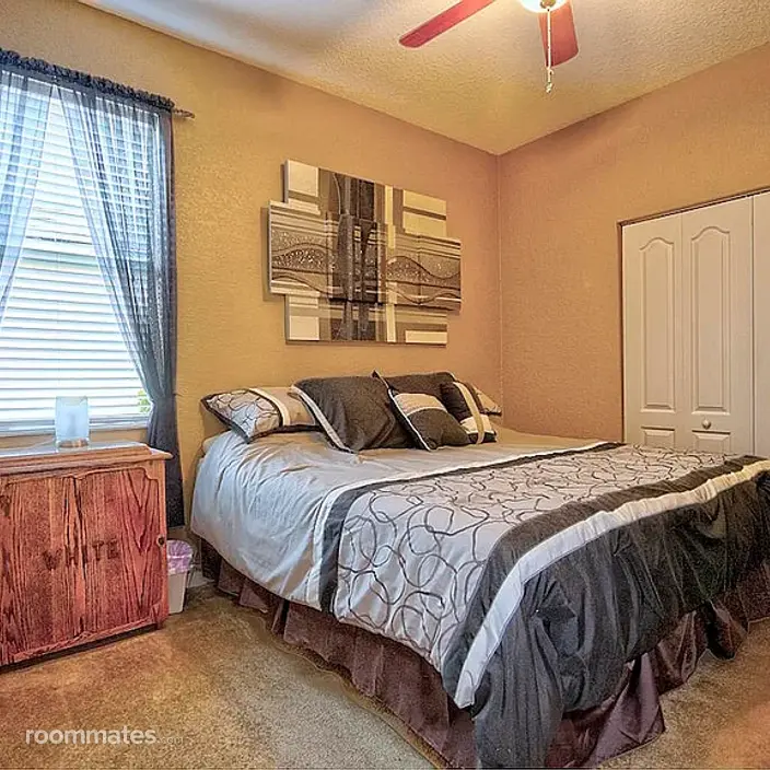Room for rent in Port St. Lucie, FL $950, house