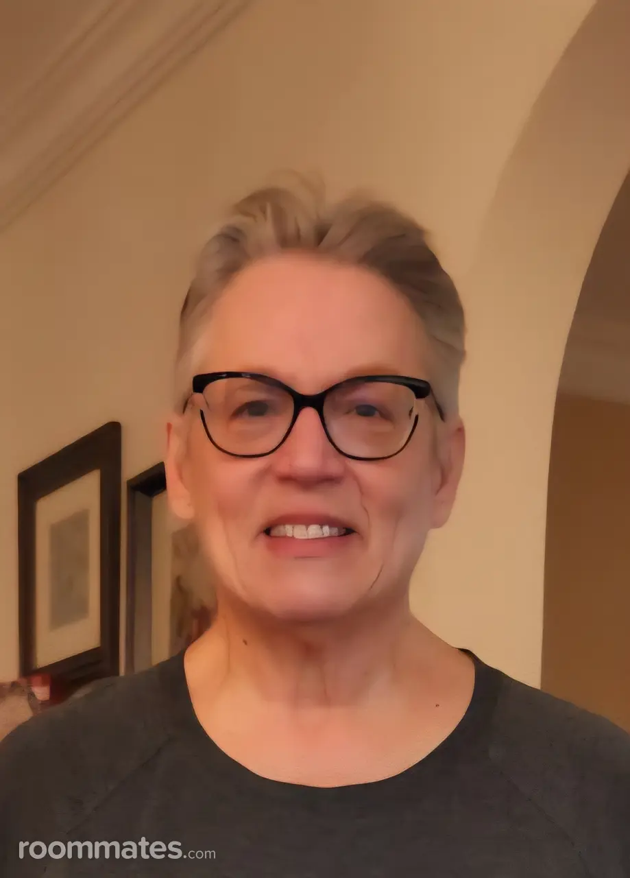 Profile photo 6 of 6