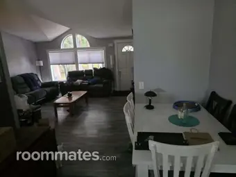Room for rent in Bonney Lake, WA $950, house