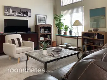 Room for rent in Albuquerque, NM $800, house