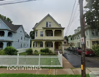 Room for rent in Hartford, CT $675, house