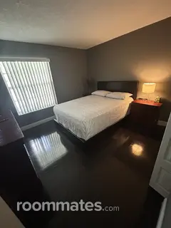 Room for rent in Tamarac, FL $1200, house