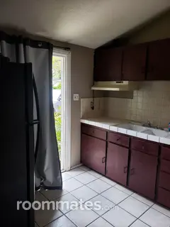 Room for rent in Santa Ana, CA $1500, other