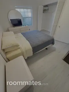 Room for rent in Lake Worth, FL $900, townhouse