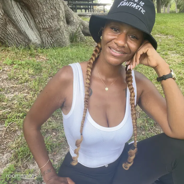 Roommate looking Jacksonville, FL, $900