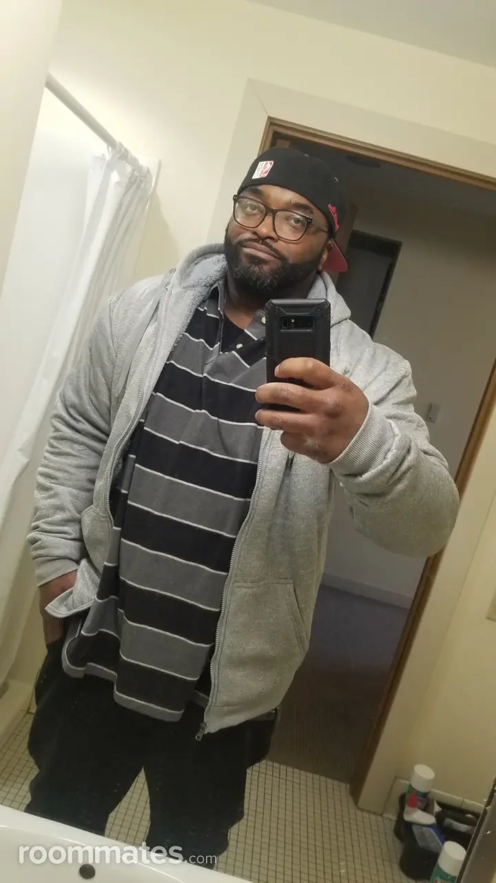 Profile photo 3 of 7