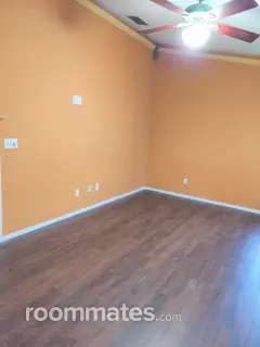Room for rent in Lathrop, CA $1100, house