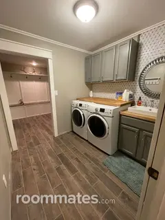 Room for rent in Fort Lauderdale, FL $980, house