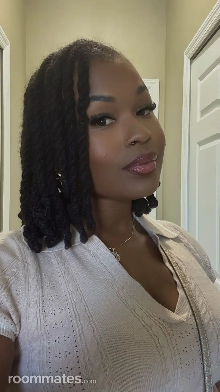 Profile photo 9 of 9