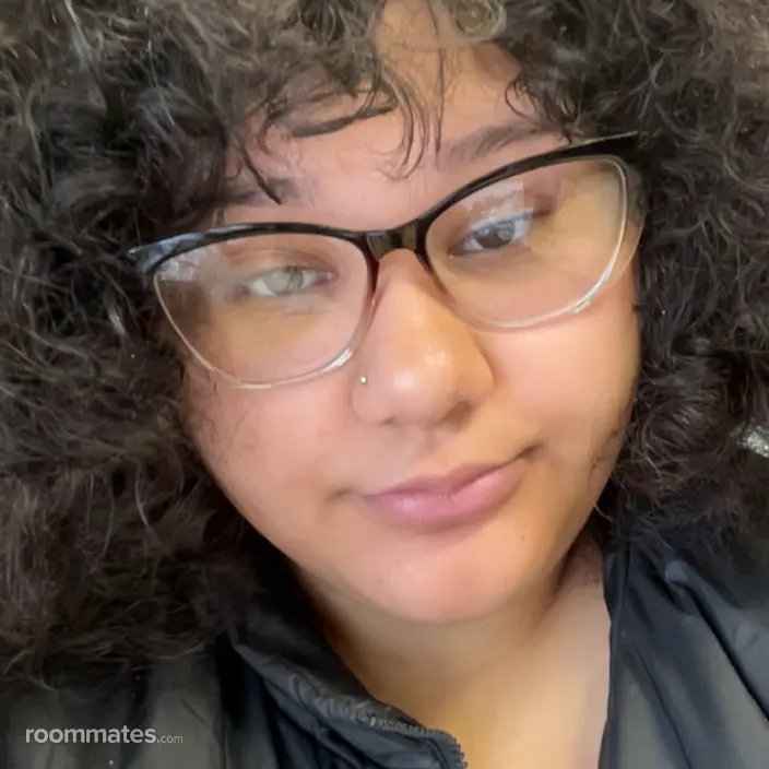 Roommate looking Rochester NY, $900