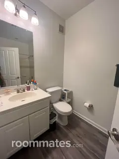 Room for rent in Bloomfield, CT $1100, apartment