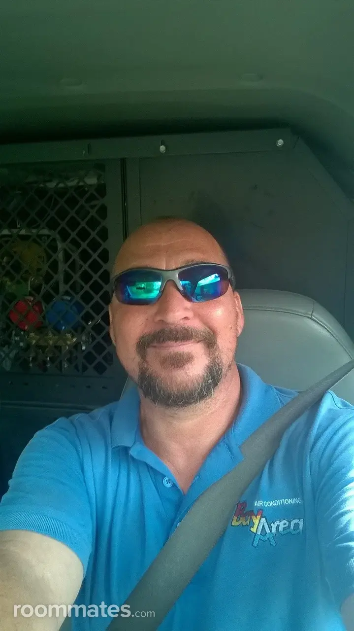 Profile photo 4 of 6