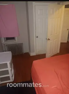 Room for rent in Wilmington, DE $800, house