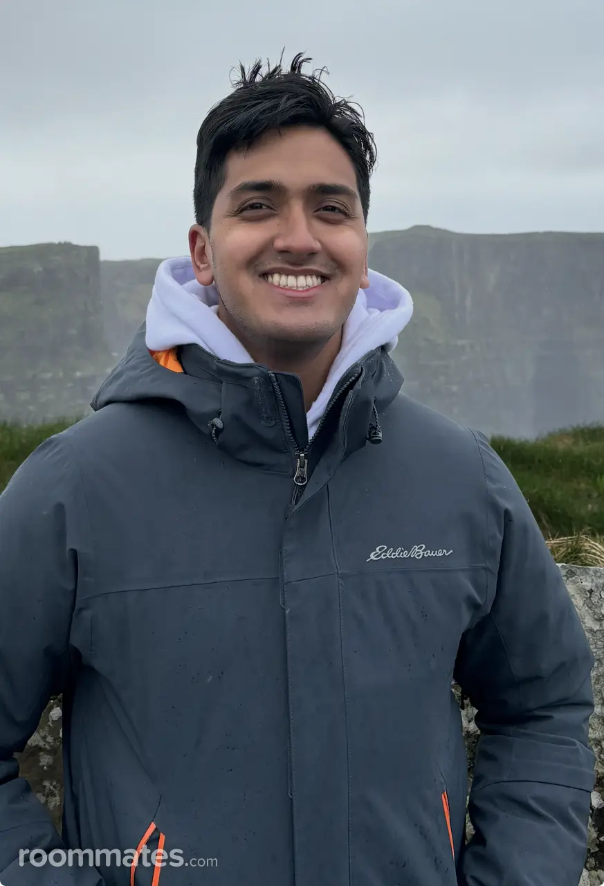 Profile photo 6 of 6